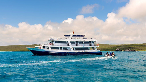 2025 Cloud Forest & Galapagos Island Tour
